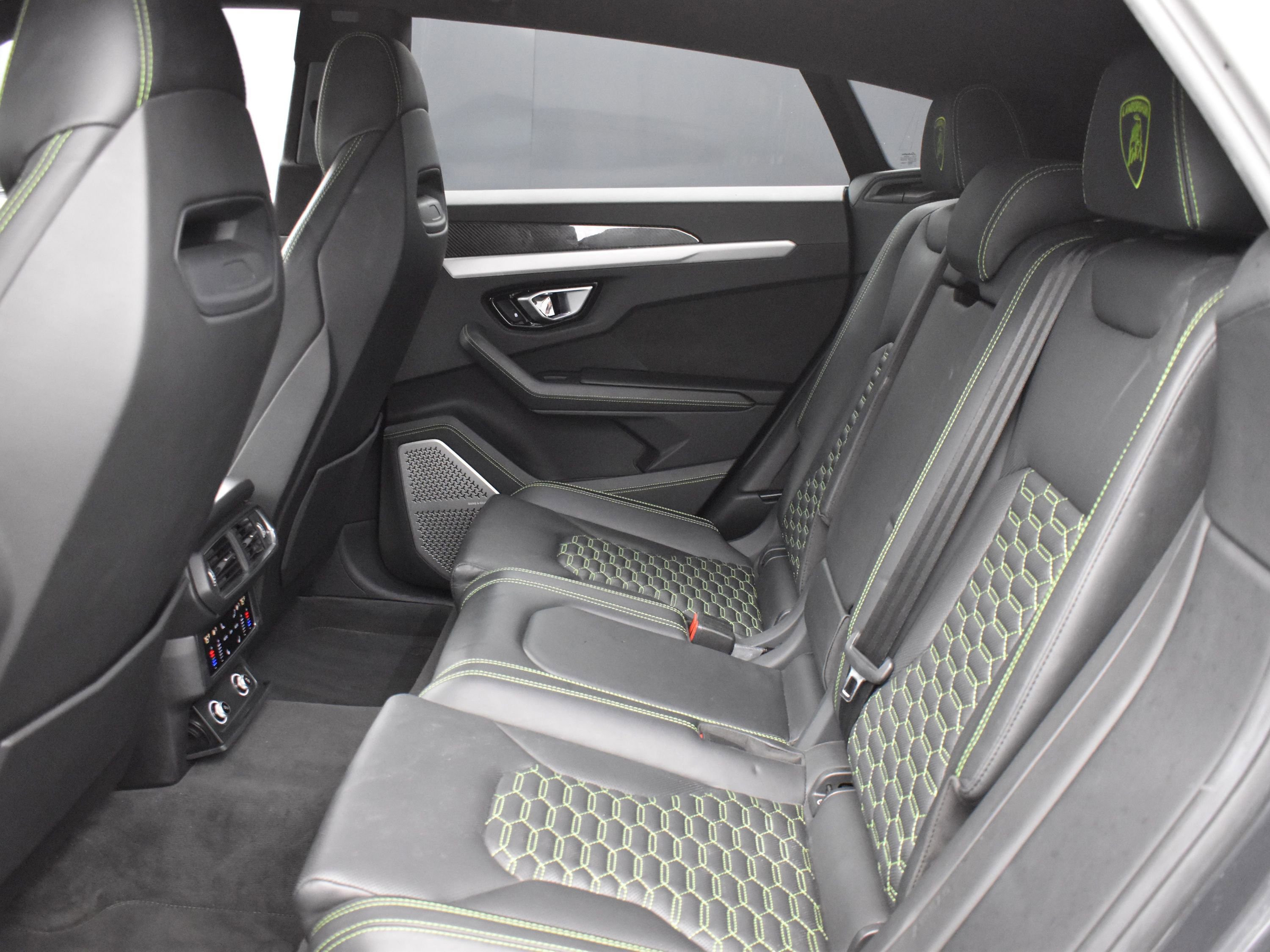 Used 2020 Lamborghini Urus image 18