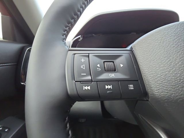 New 2026 Nissan Pathfinder SV FWD image 11