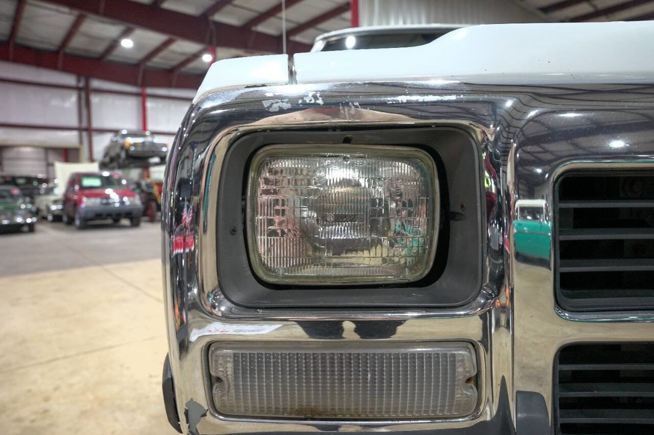 Used 1992 Dodge D/W Truck 250 image 36