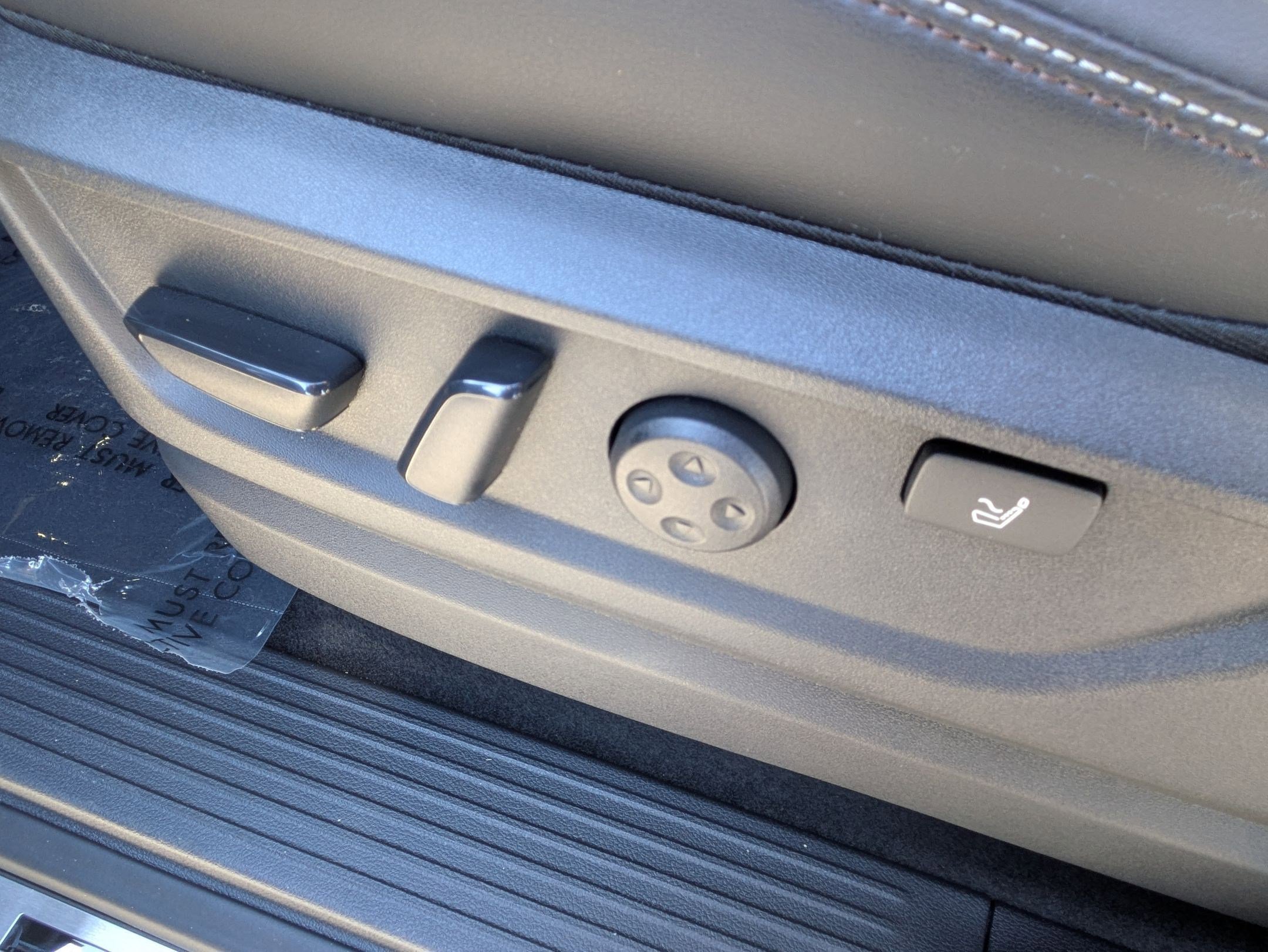 New 2026 Nissan Armada Platinum Reserve image 14