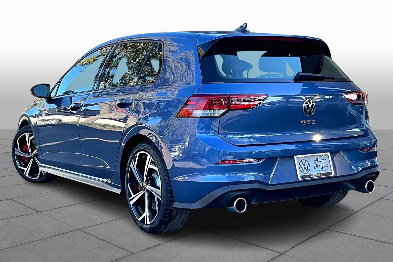 New 2026 Volkswagen GTI SE FWD image 12