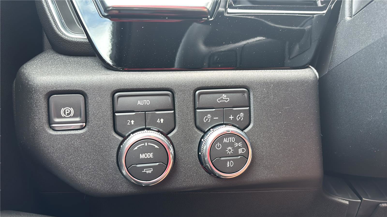 New 2026 GMC Sierra 1500 Elevation AWD/4WD image 13