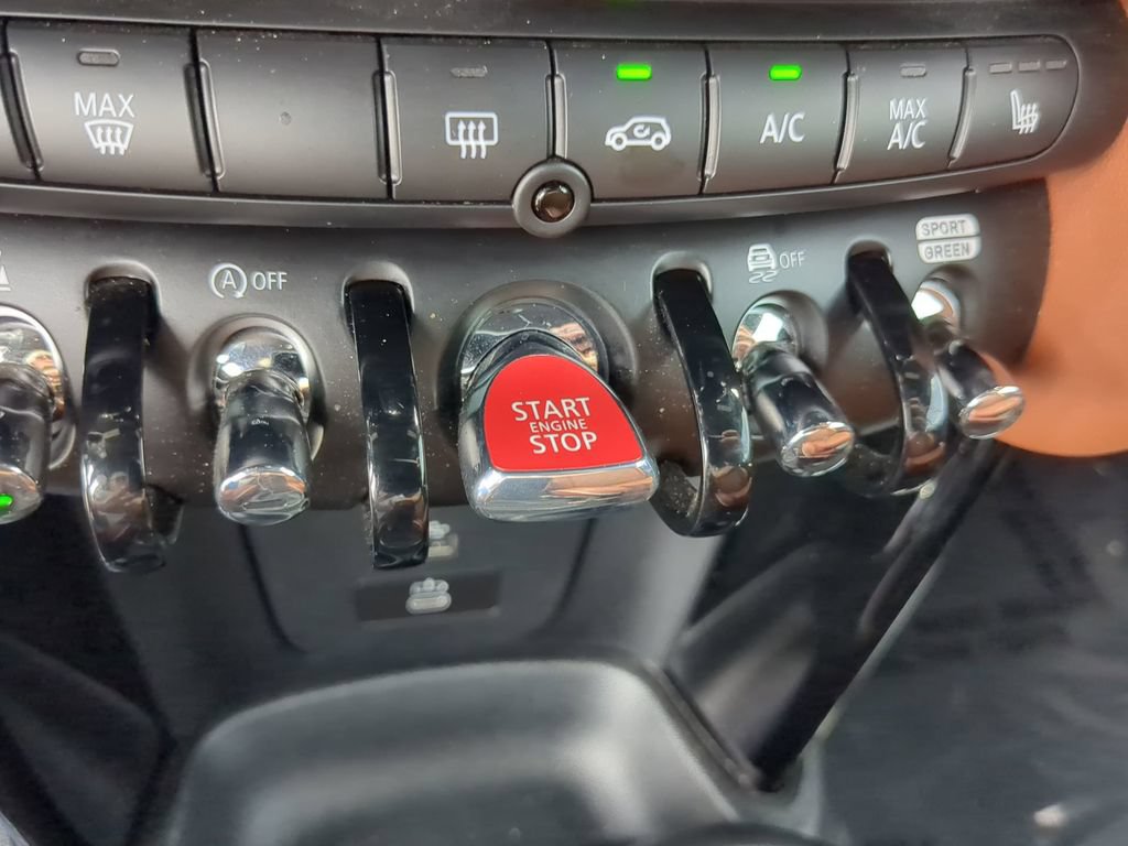 Used 2024 MINI Cooper S FWD image 31