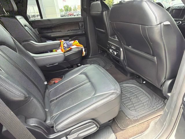 Used 2020 Ford Expedition Limited w/ Equipment Group 301A AWD/4WD image 12