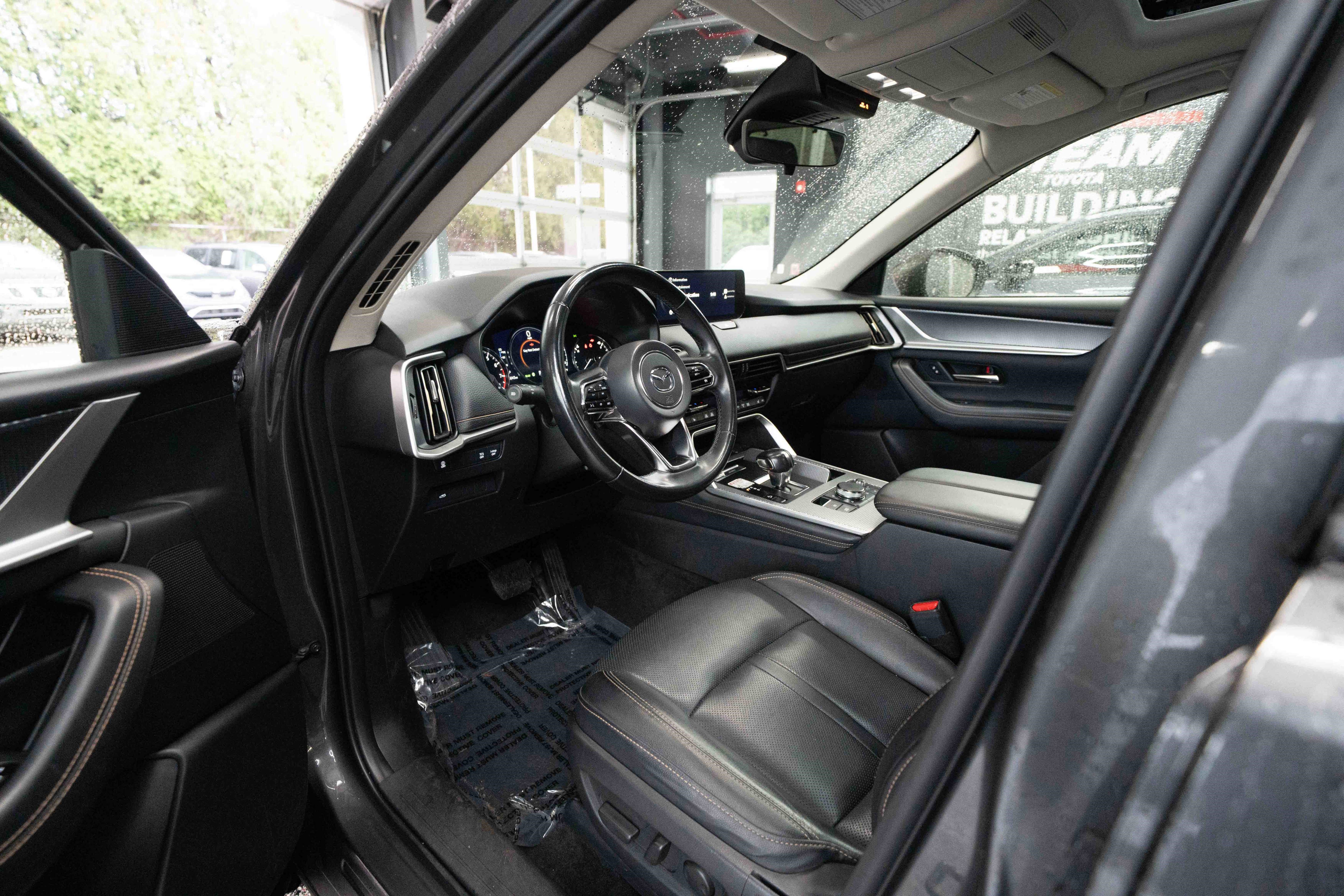 Used 2024 MAZDA CX-90 3.3 Turbo w/ Preferred Plus image 8