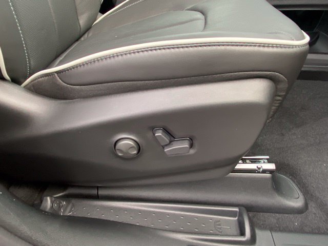 New 2026 Chrysler Pacifica Limited w/ S Appearance Package FWD image 30