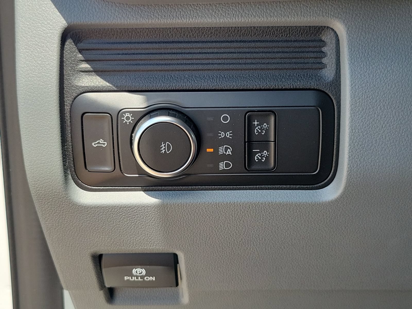 New 2027 Ford F550 4x4 Crew Cab image 18