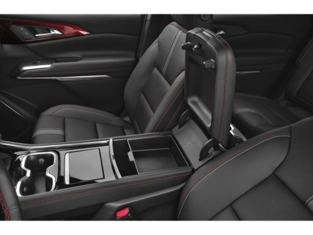 Used 2025 Chevrolet Traverse RS AWD/4WD image 16