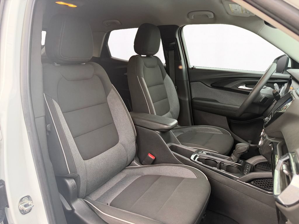 Used 2023 Chevrolet TrailBlazer LT w/ Convenience Package AWD/4WD image 15