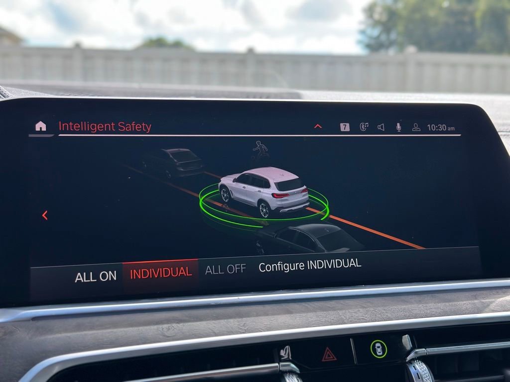 Used 2023 BMW X5 xDrive40i w/ Premium Package image 46