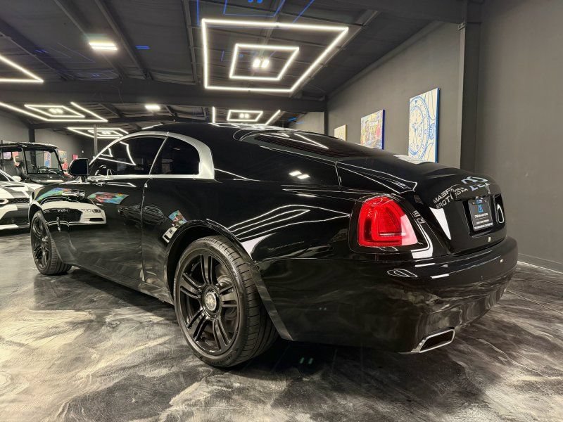 Used 2015 Rolls-Royce Wraith RWD image 7