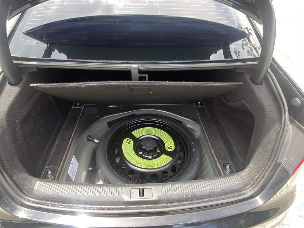 Used 2016 Audi A4 2.0T Premium image 27