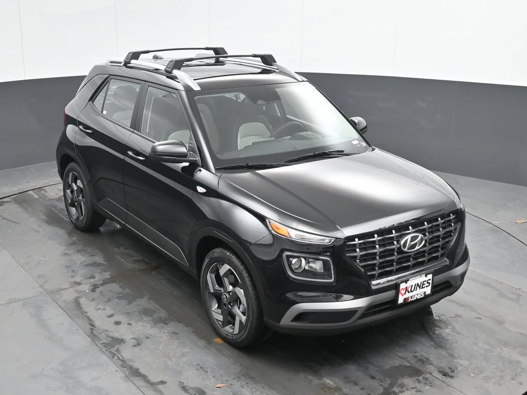New 2026 Hyundai Venue SEL FWD image 31