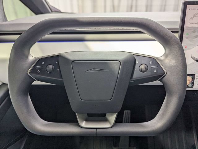 Used 2024 Tesla Cybertruck AWD Crew Cab image 20