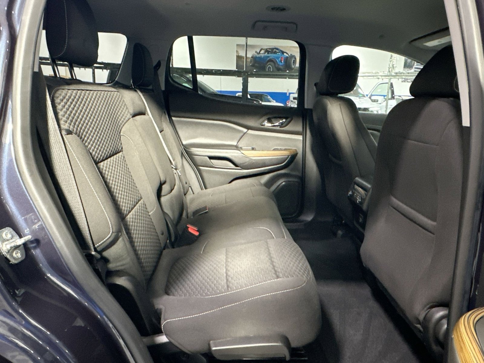 Used 2019 GMC Acadia SLE image 35