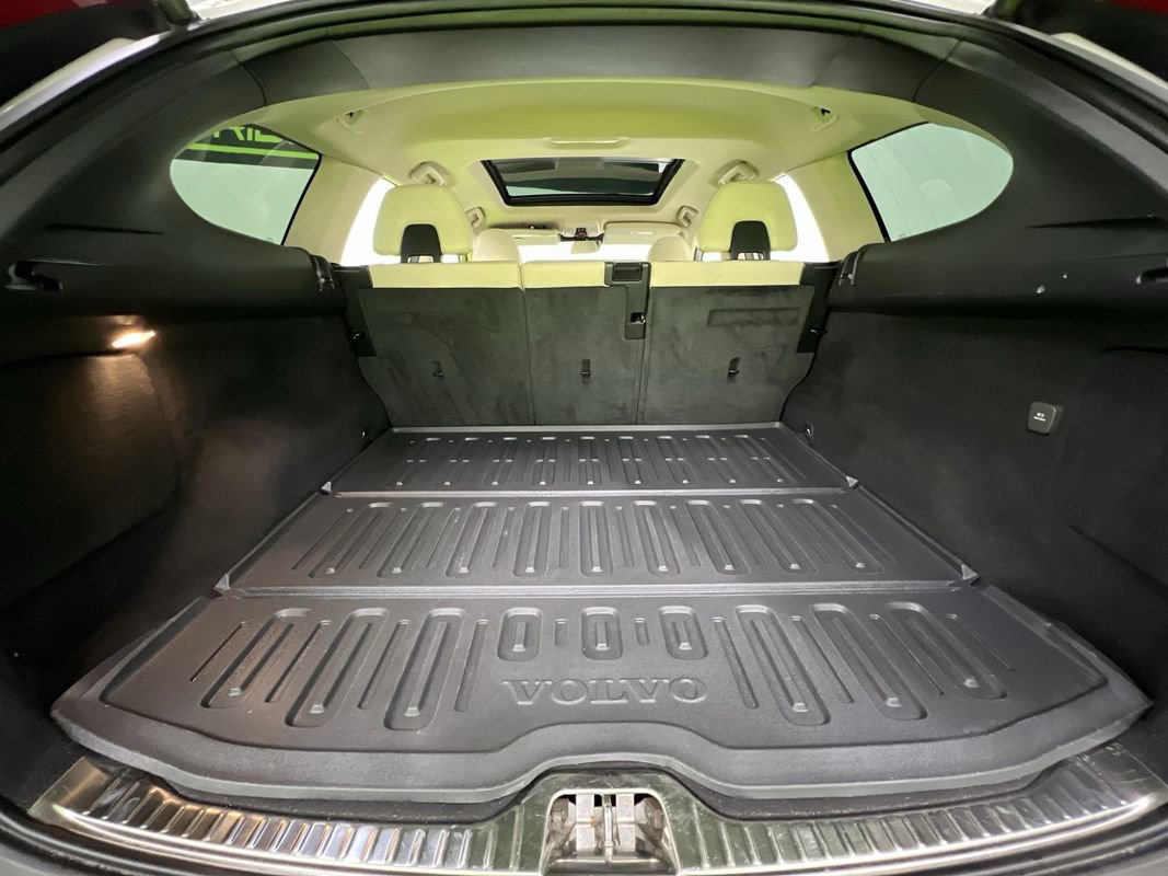 Used 2016 Volvo XC60 T6 Platinum w/ Climate Package FWD image 28