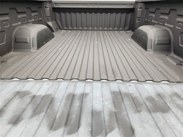 Used 2023 Chevrolet Silverado 1500 LT Trail Boss w/ Convenience Package II image 32