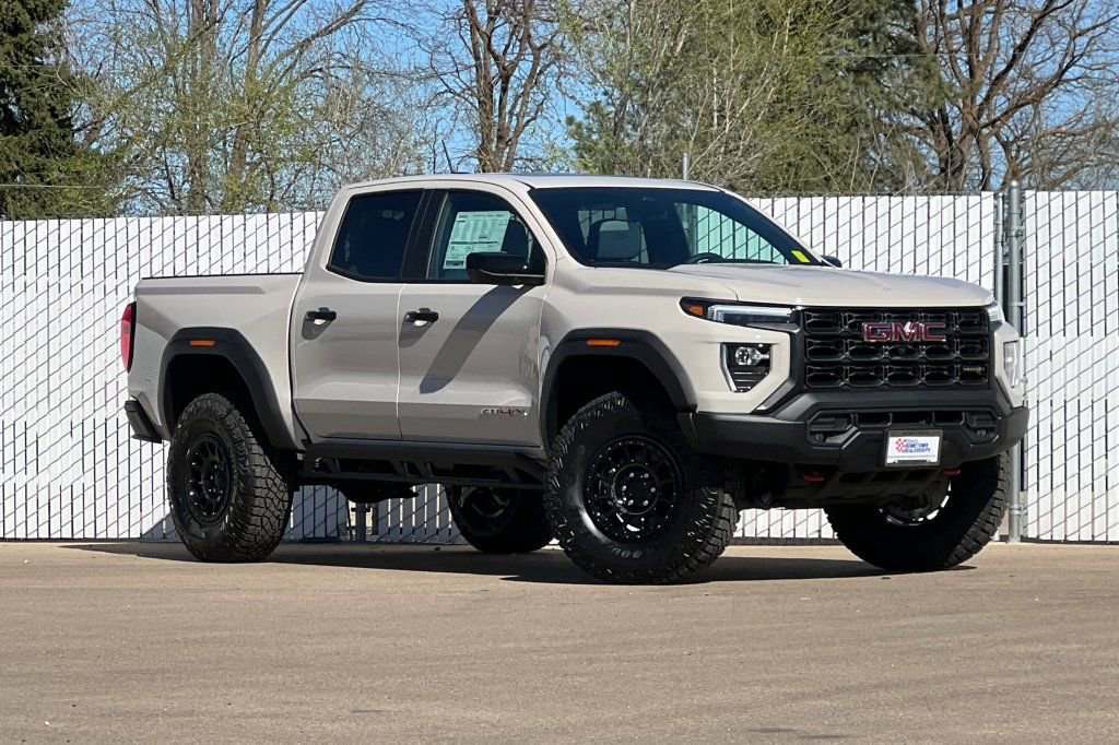 New 2026 GMC Canyon AT4X w/ AT4X AEV Edition AWD/4WD image 2