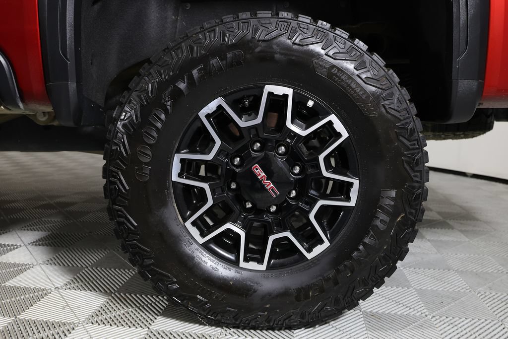 Used 2025 GMC Sierra 2500 AT4X AWD/4WD image 53
