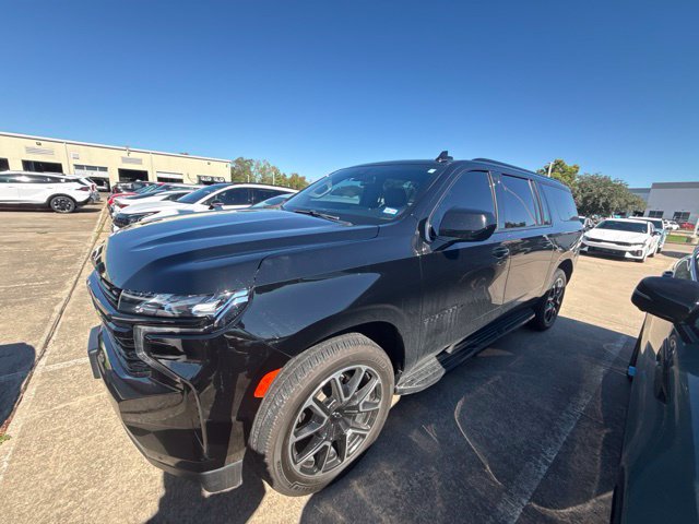 Used 2023 Chevrolet Suburban RST w/ Sport Performance Package AWD/4WD image 12