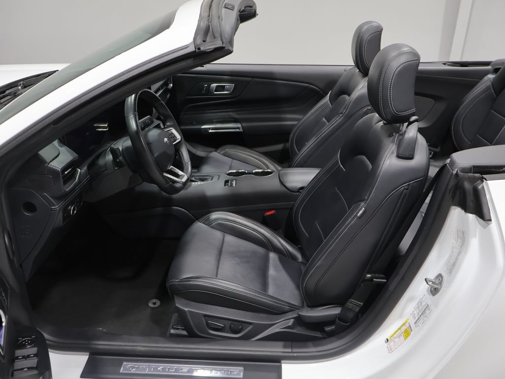 Used 2025 Ford Mustang Premium RWD image 16
