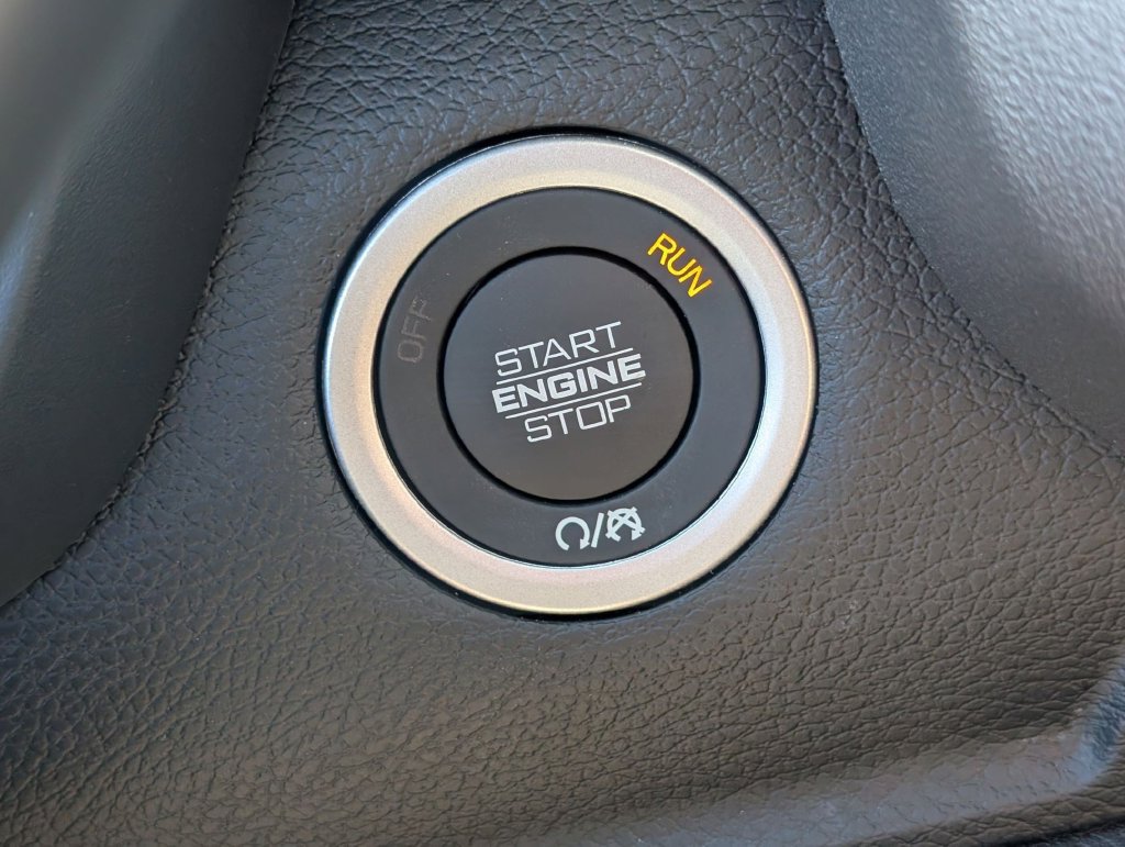 New 2026 RAM 2500 Laramie AWD/4WD image 22