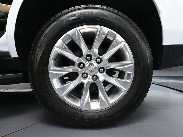 Used 2021 Chevrolet Tahoe Premier w/ Premium Package image 16