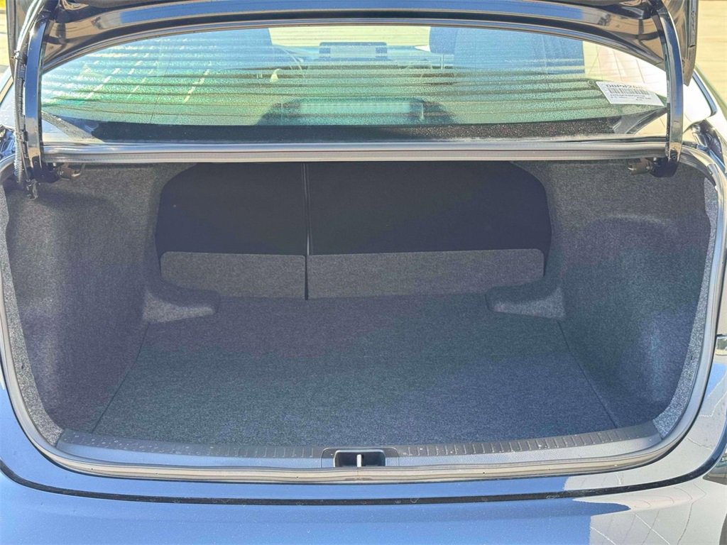 Used 2025 Toyota Corolla SE image 19