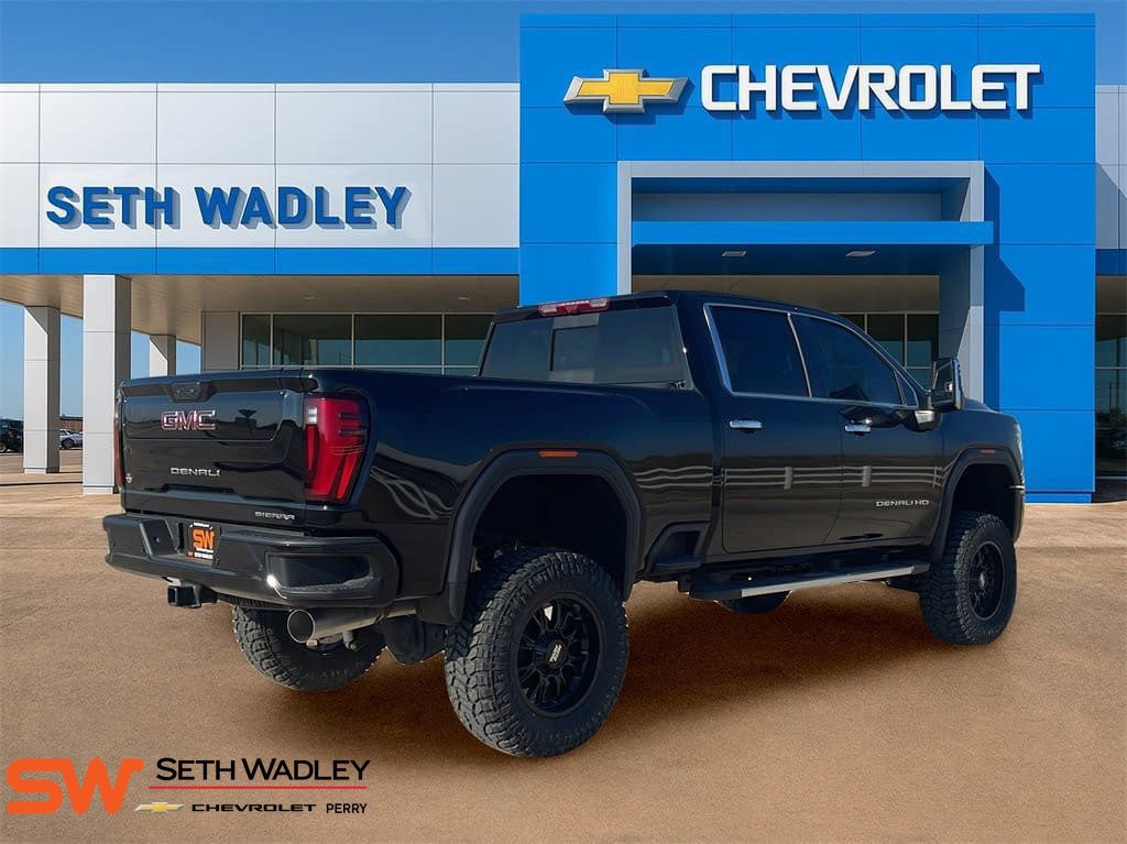 New 2025 GMC Sierra 2500 Denali w/ Denali Reserve Package AWD/4WD image 8