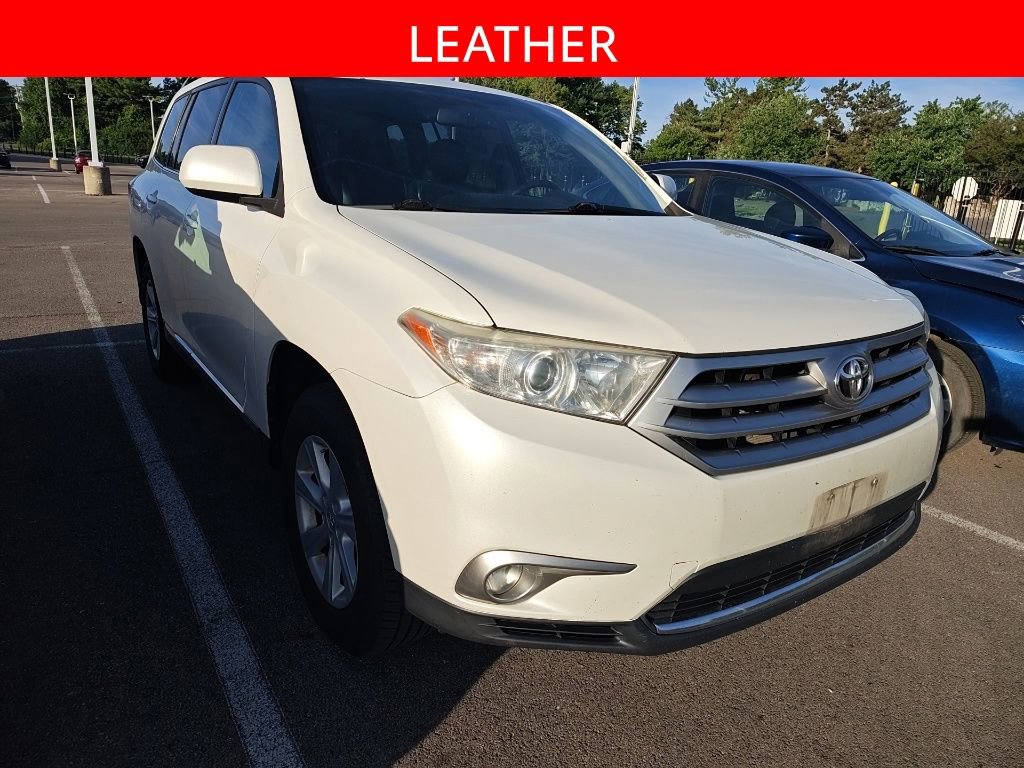 Used 2013 Toyota Highlander SE AWD/4WD image 3