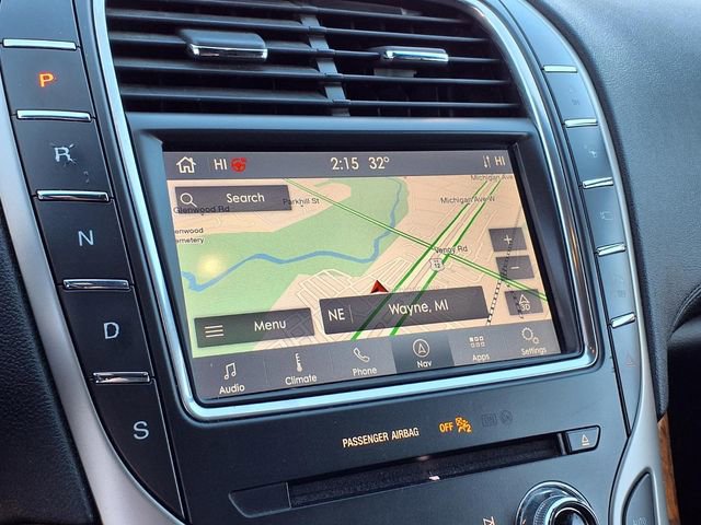 Used 2020 Lincoln Nautilus Reserve w/ Equipment Group 202A image 9