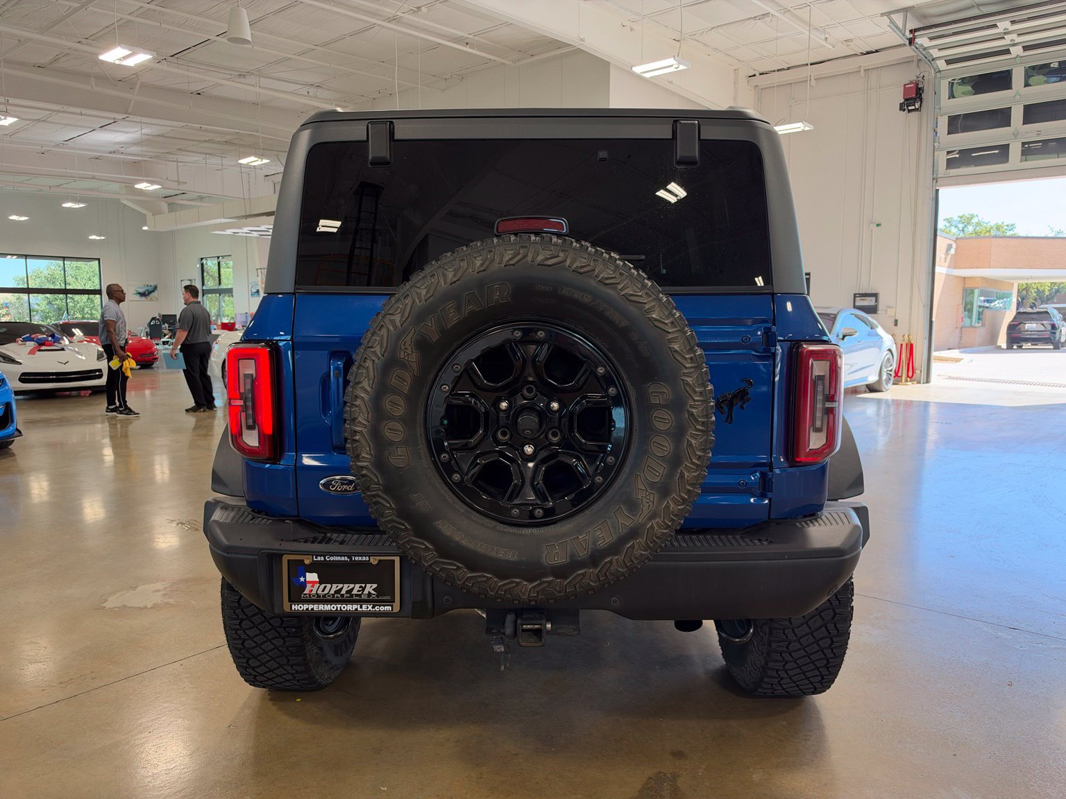 Used 2021 Ford Bronco First Edition AWD/4WD image 6
