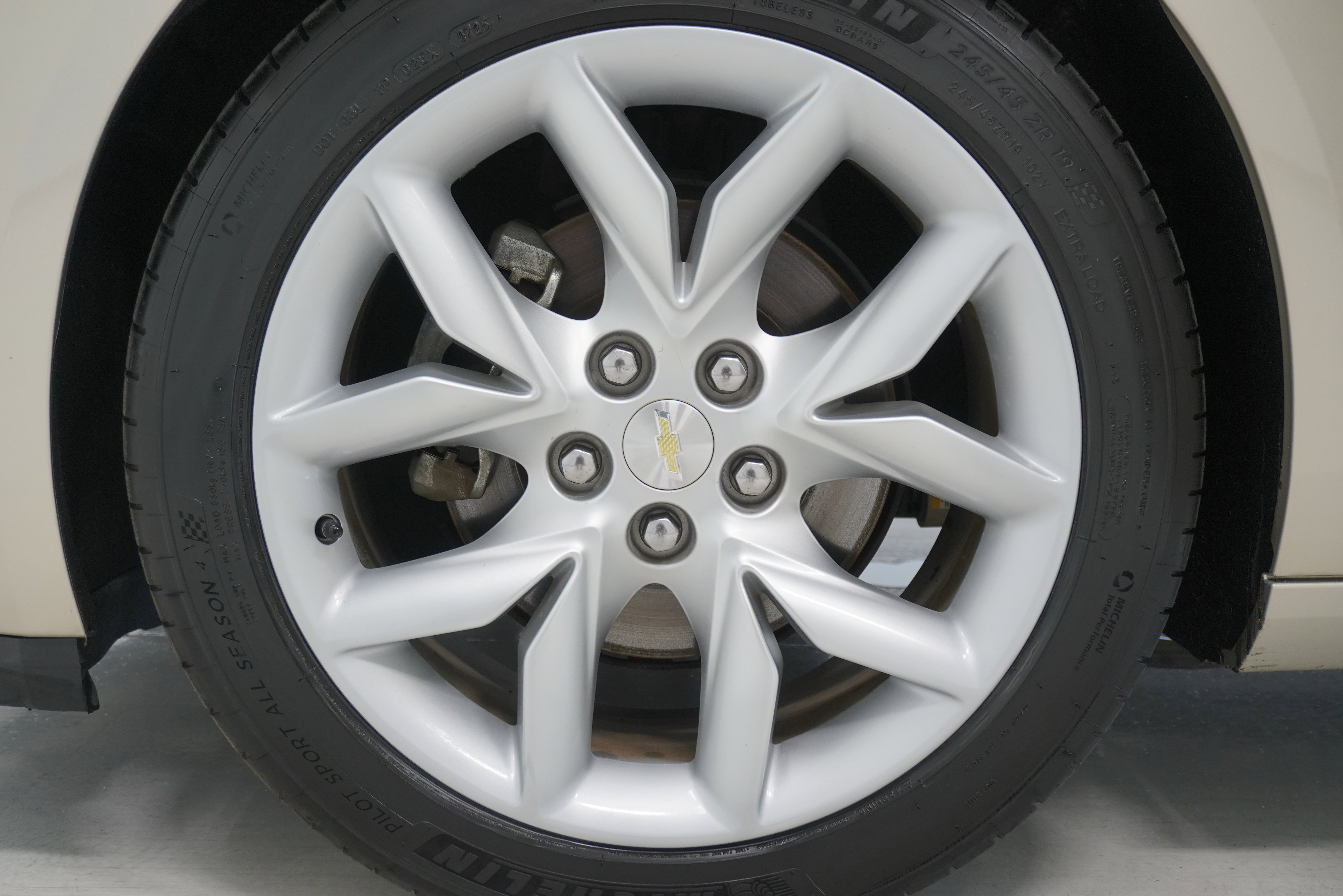 Used 2015 Chevrolet Impala LT image 26
