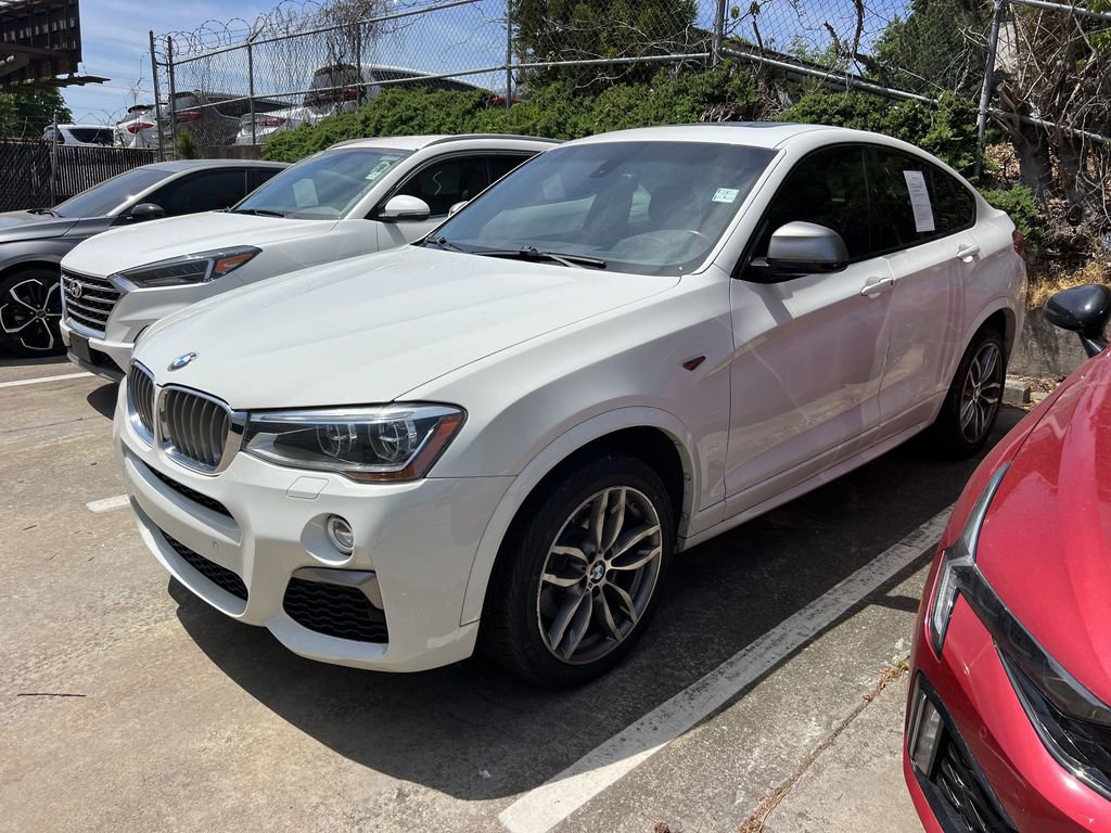 Used 2017 BMW X4 M40i w/ Technology Package image 3