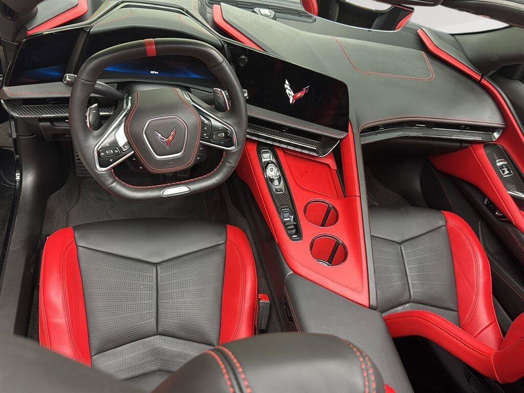 Used 2026 Chevrolet Corvette Z06 RWD image 4