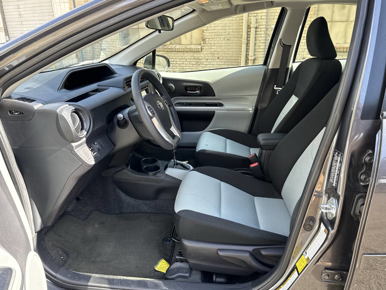 Used 2014 Toyota Prius C Three image 28