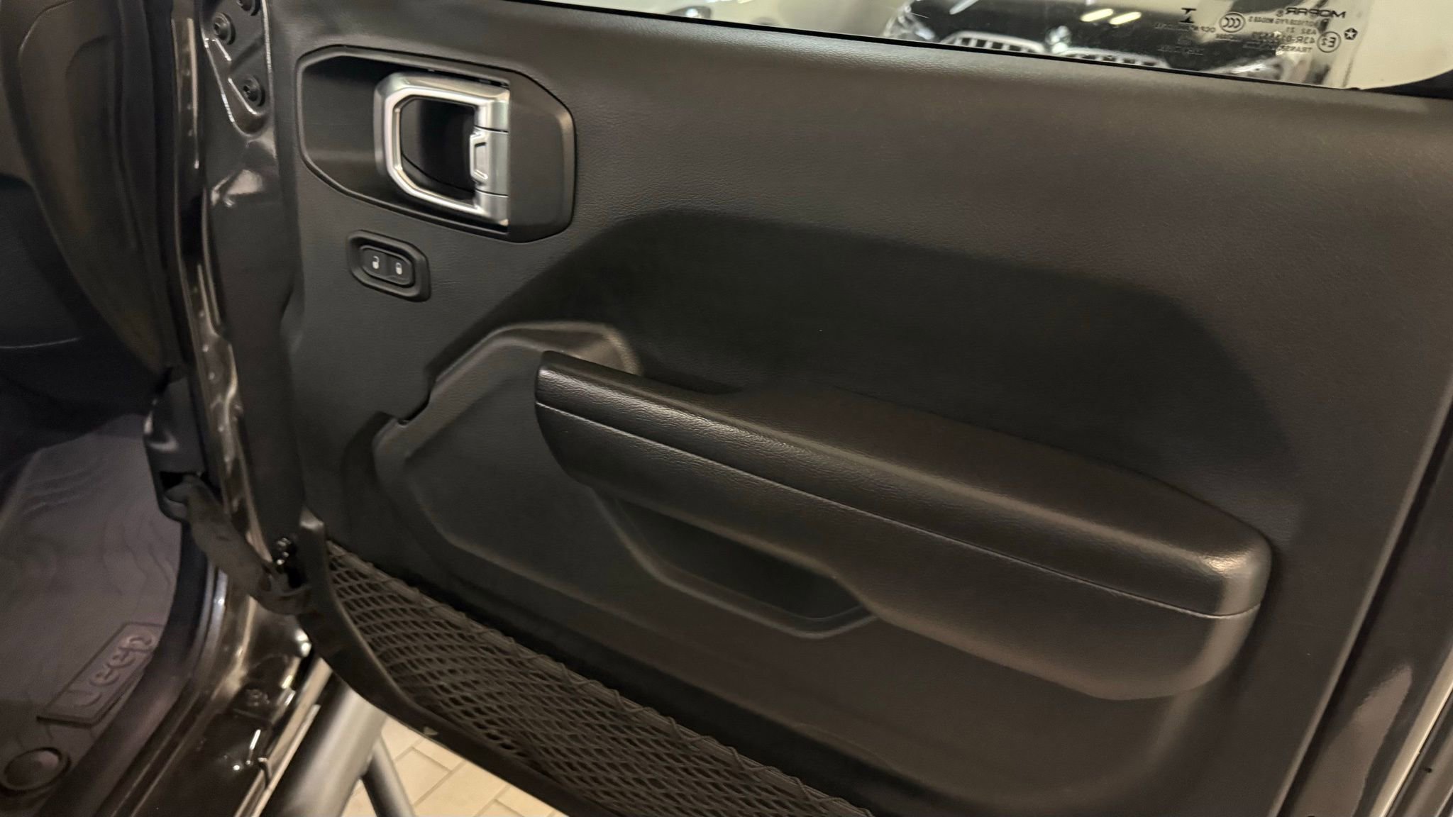 Used 2021 Jeep Wrangler Unlimited Sport image 27