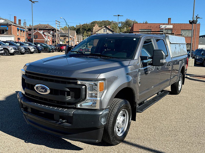 Used 2022 Ford F250 XL w/ Power Equipment Group AWD/4WD image 3