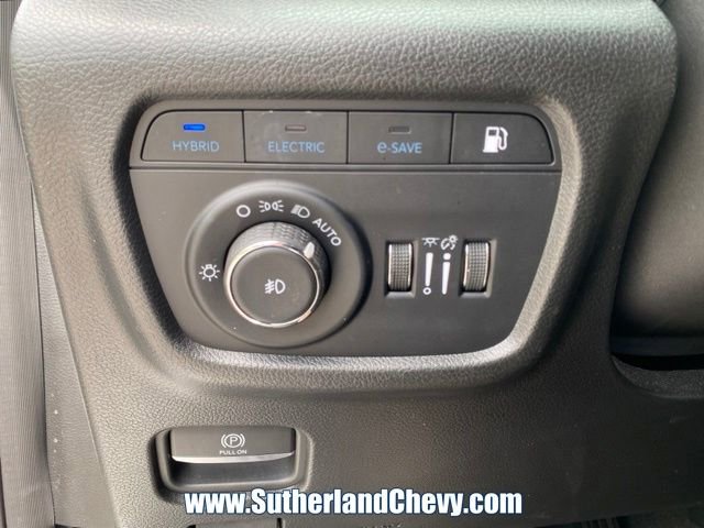 Used 2024 Jeep Grand Cherokee Trailhawk w/ Luxury Tech Group III AWD/4WD image 29
