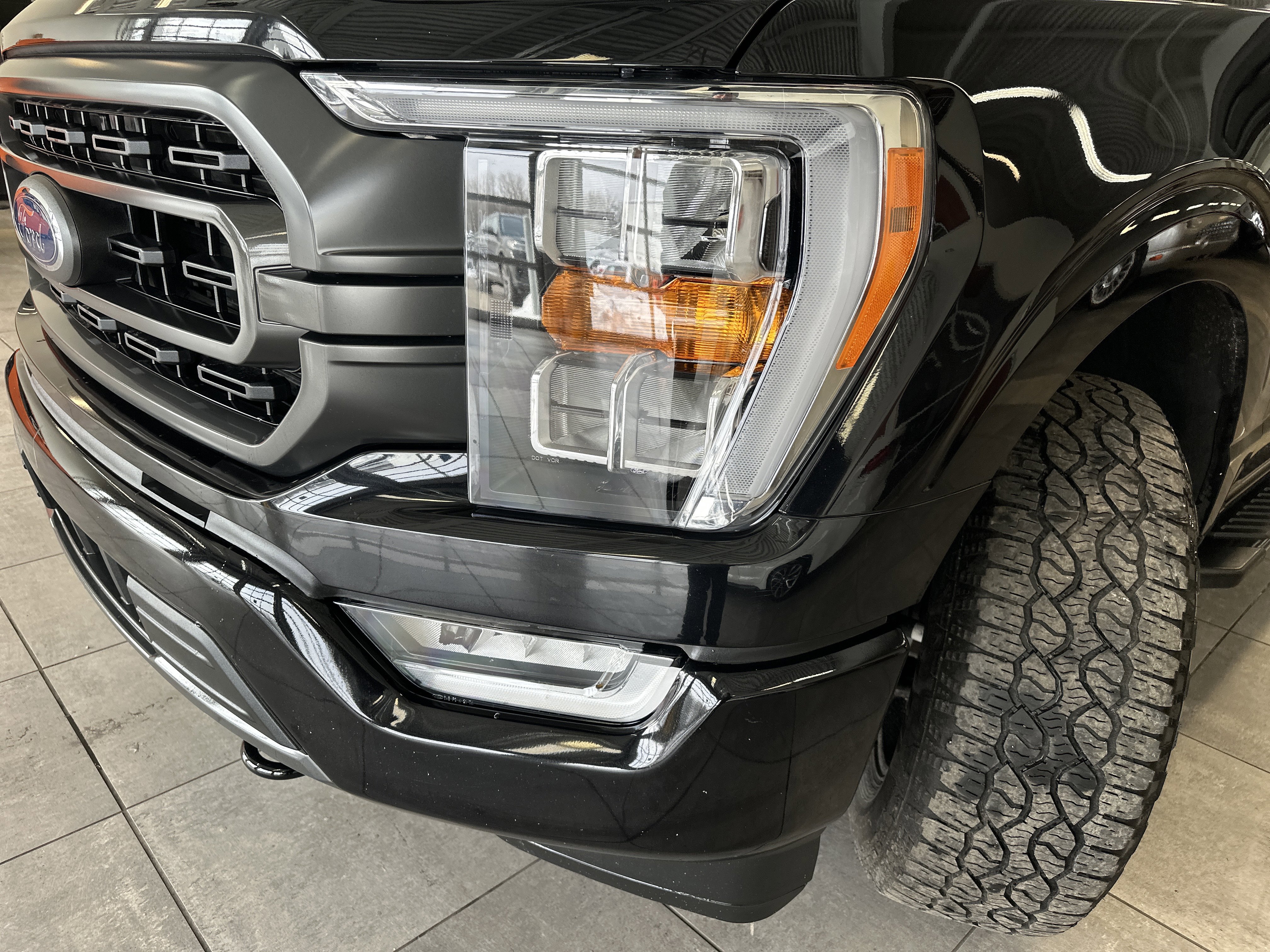 Used 2023 Ford F150 XLT w/ Equipment Group 302A High image 21