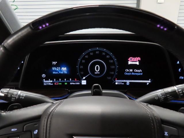 Certified 2024 Cadillac Escalade ESV Premium Luxury Platinum w/ Heavy-Duty Trailer Package image 23