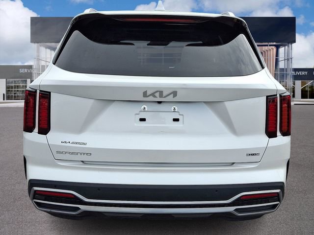 Certified 2023 Kia Sorento EX w/ Panoramic Sunroof Package image 5