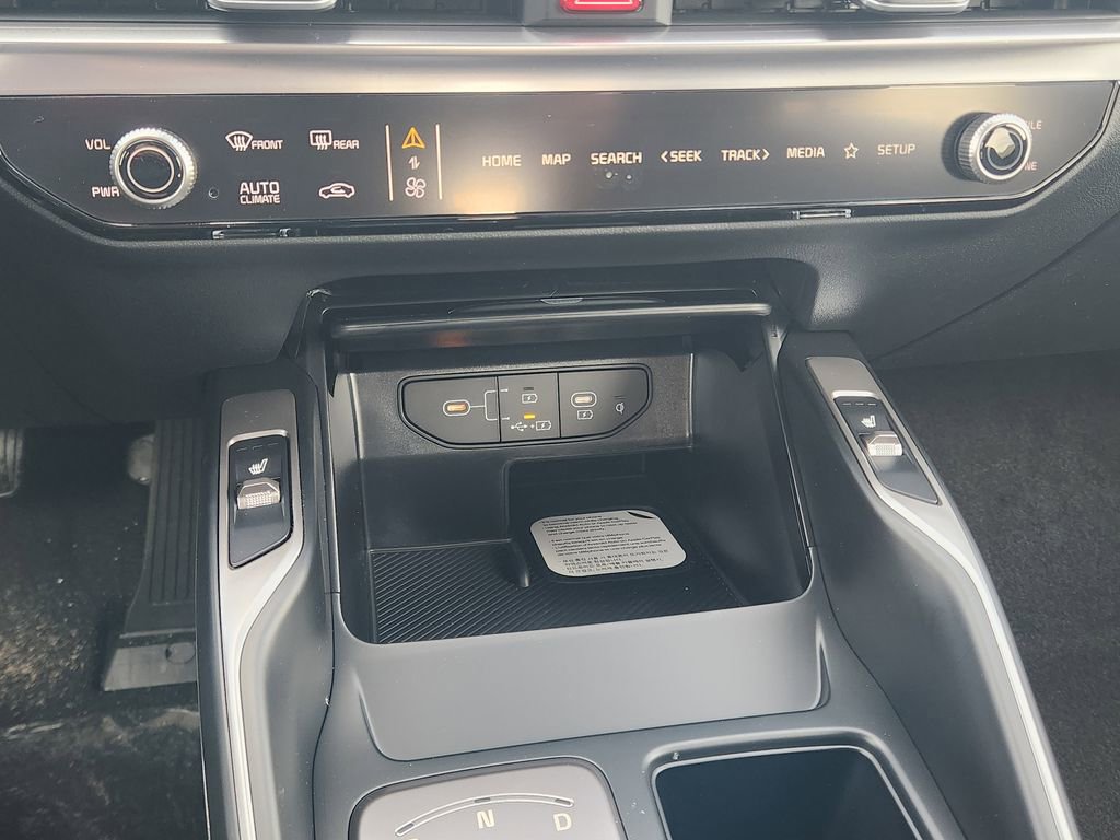 New 2026 Kia Sorento EX AWD/4WD image 24