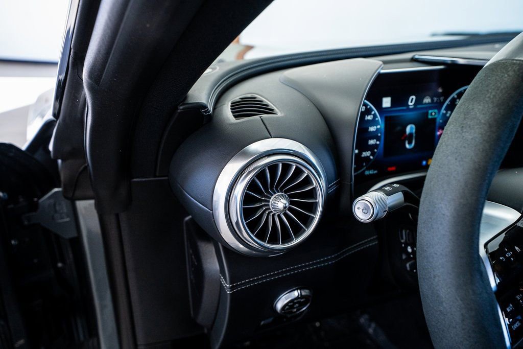 Used 2023 Mercedes-Benz SL 43 AMG image 44