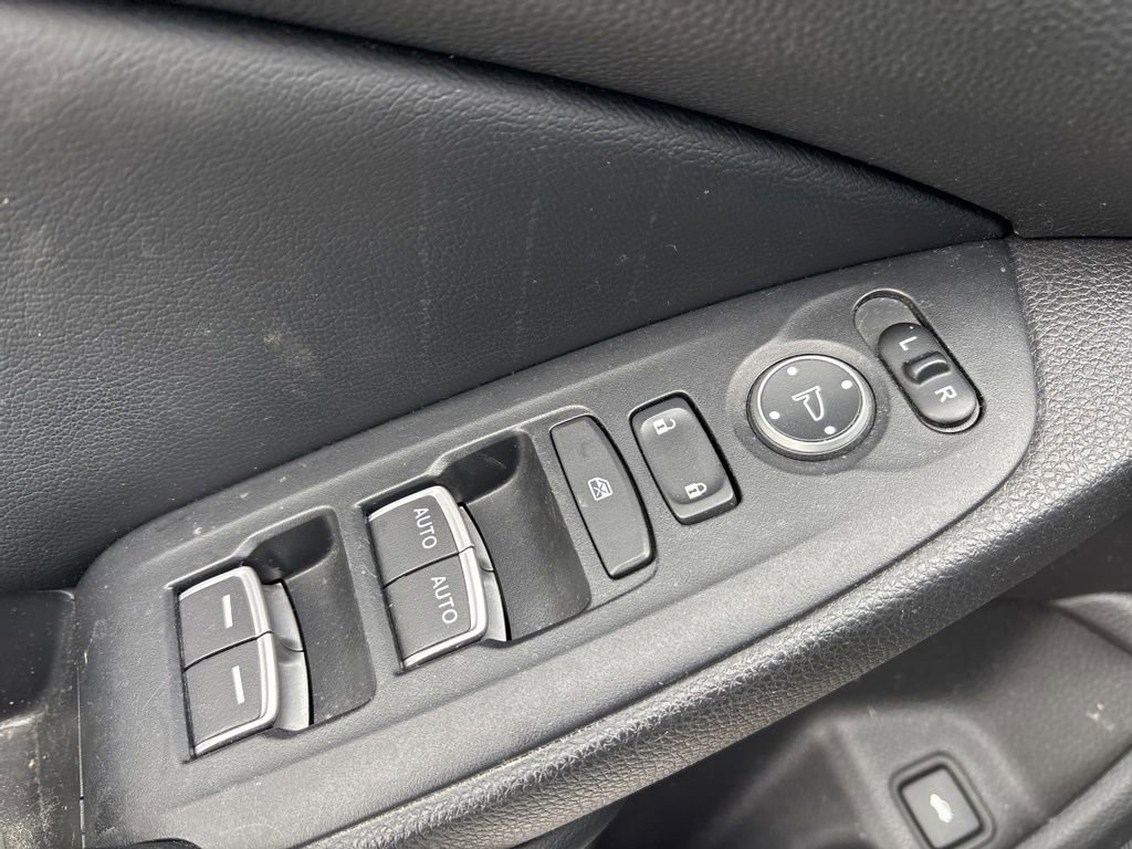 Used 2018 Honda Accord Sport image 14