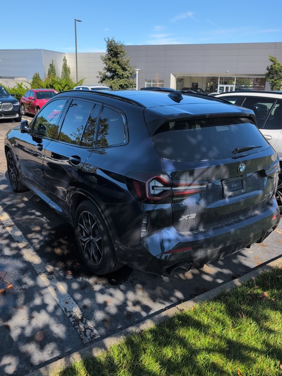 Used 2024 BMW X3 xDrive30i w/ Premium Package AWD/4WD image 2