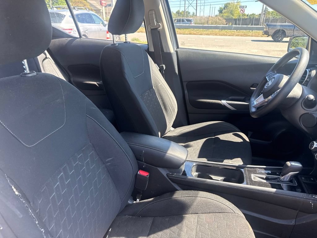 Used 2024 Nissan Kicks SV FWD image 22