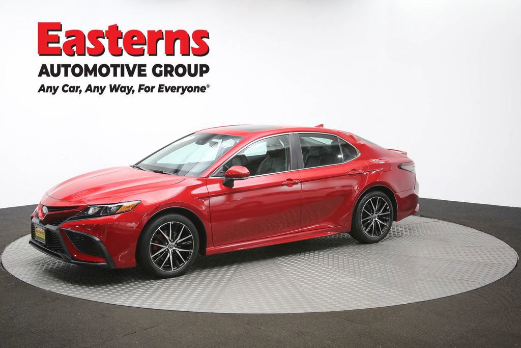 Used 2021 Toyota Camry SE w/ Cold Weather Package image 57