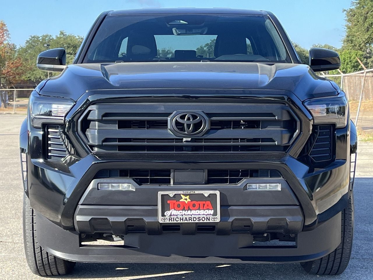 Used 2025 Toyota Tacoma SR5 RWD image 7