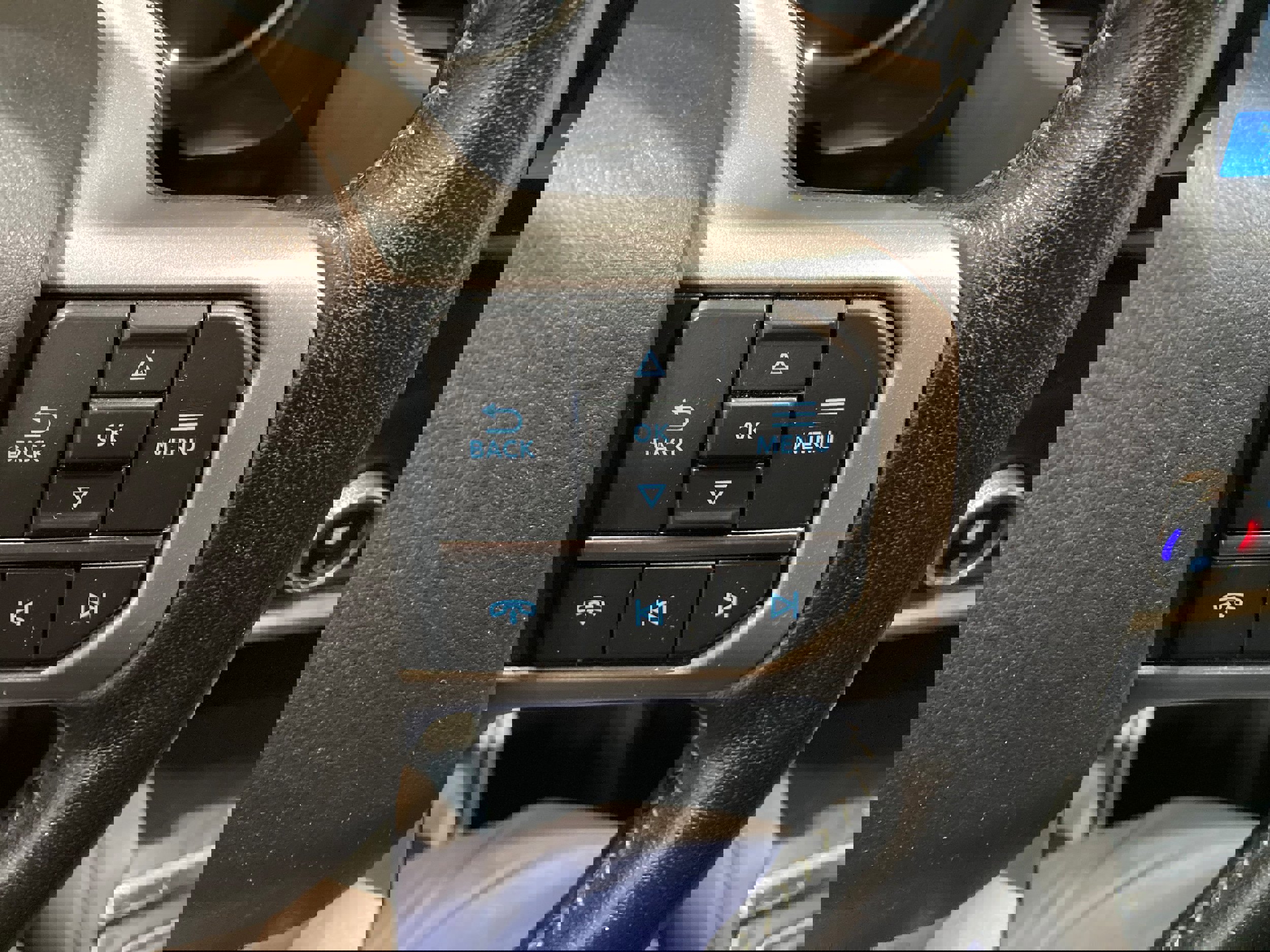 Used 2022 Ford Expedition Max XLT image 29